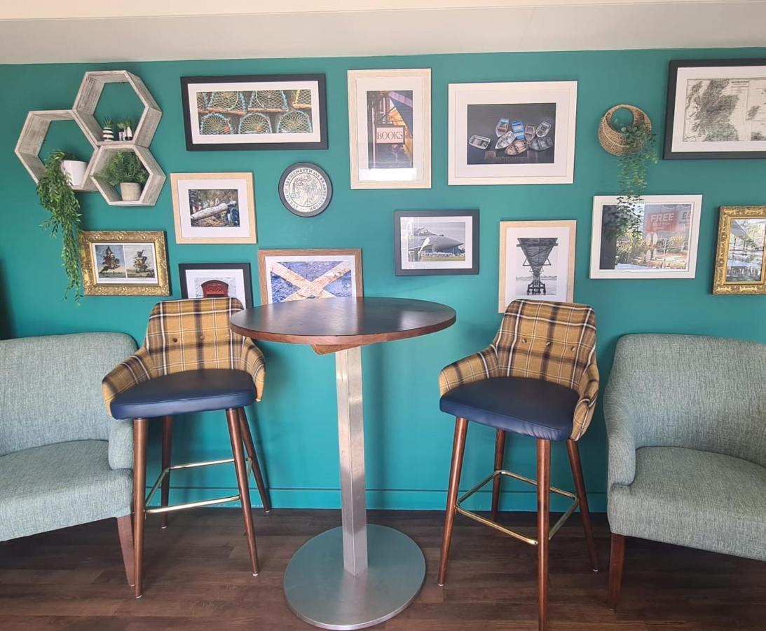 Lyons Retreat Apartment Lossiemouth Bagian luar foto